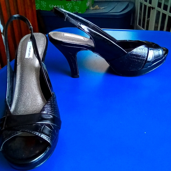 Maurices Peep Toe Slingbacks - Picture 1 of 5